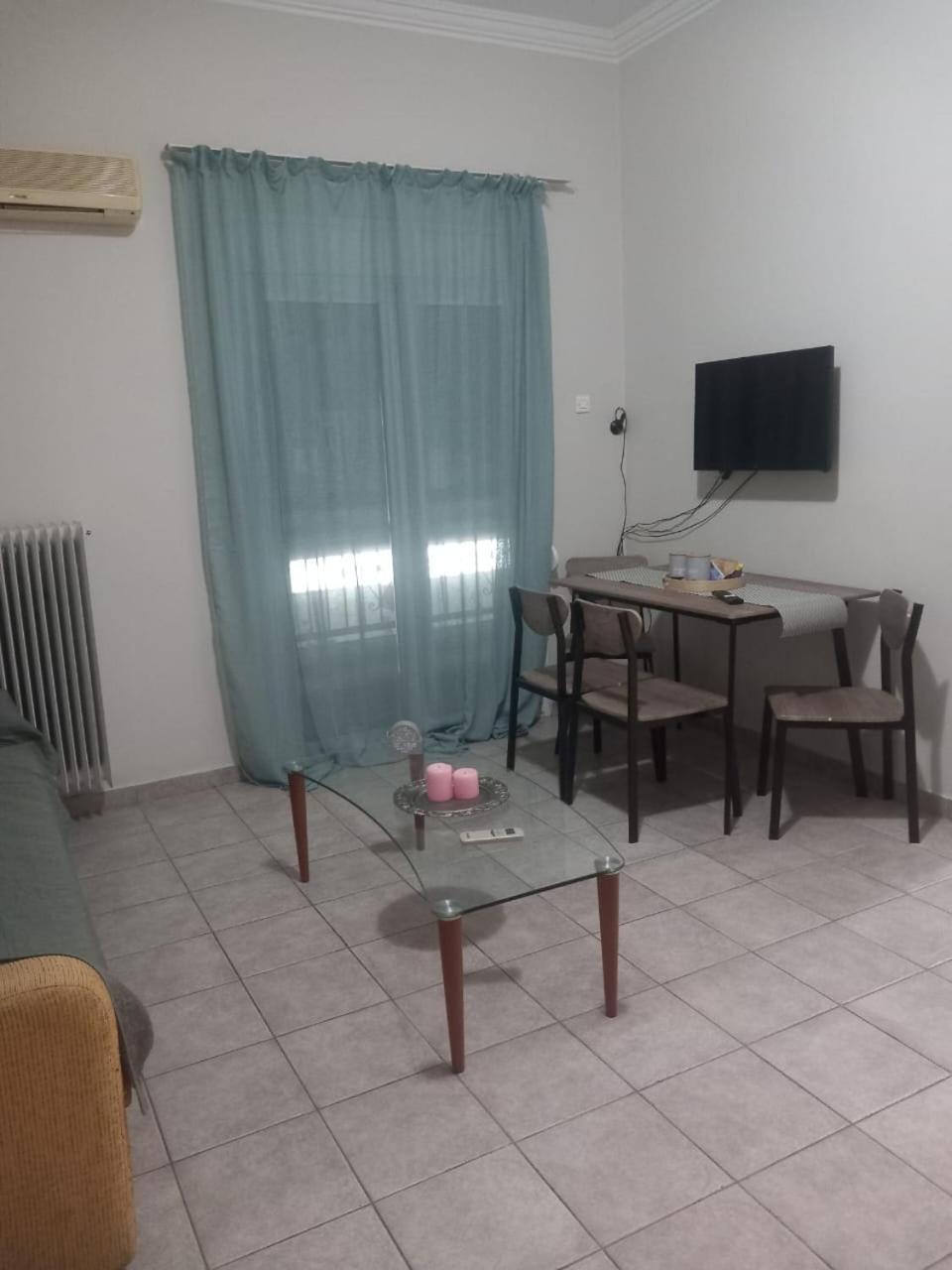 Central Apartments Eretria Buitenkant foto